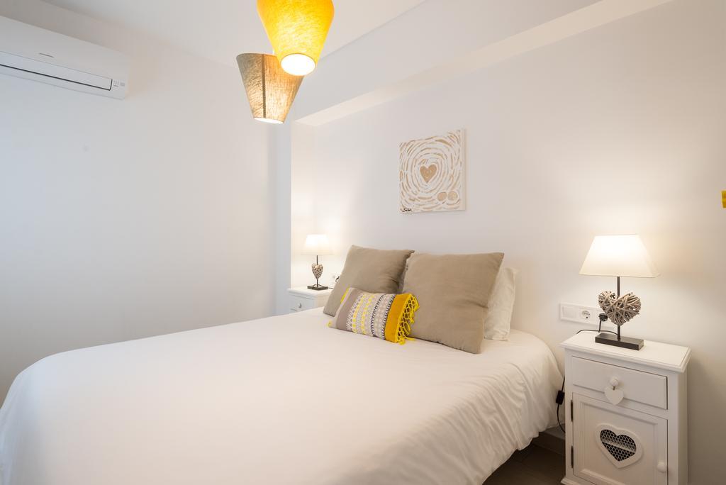 Pena City Center Apartment Малага Екстериор снимка